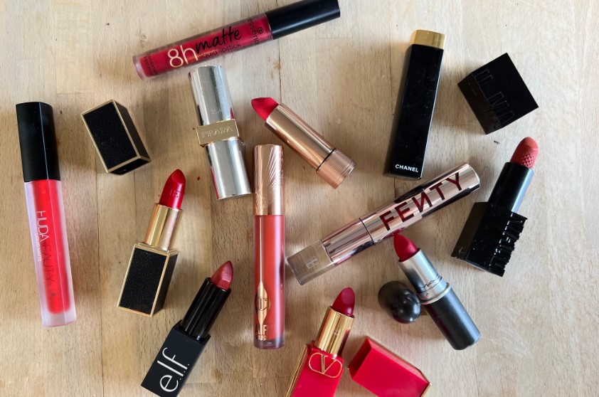 Choosing the Right Shade of Red Lipstick