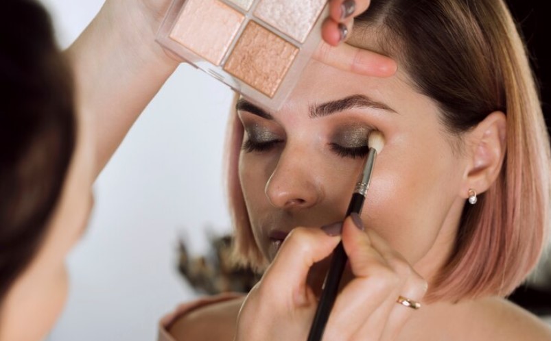 Mastering the Perfect Smokey Eye Technique