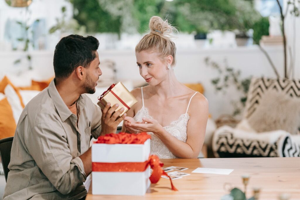 Creative Ideas for Surprising Your Girlfriend