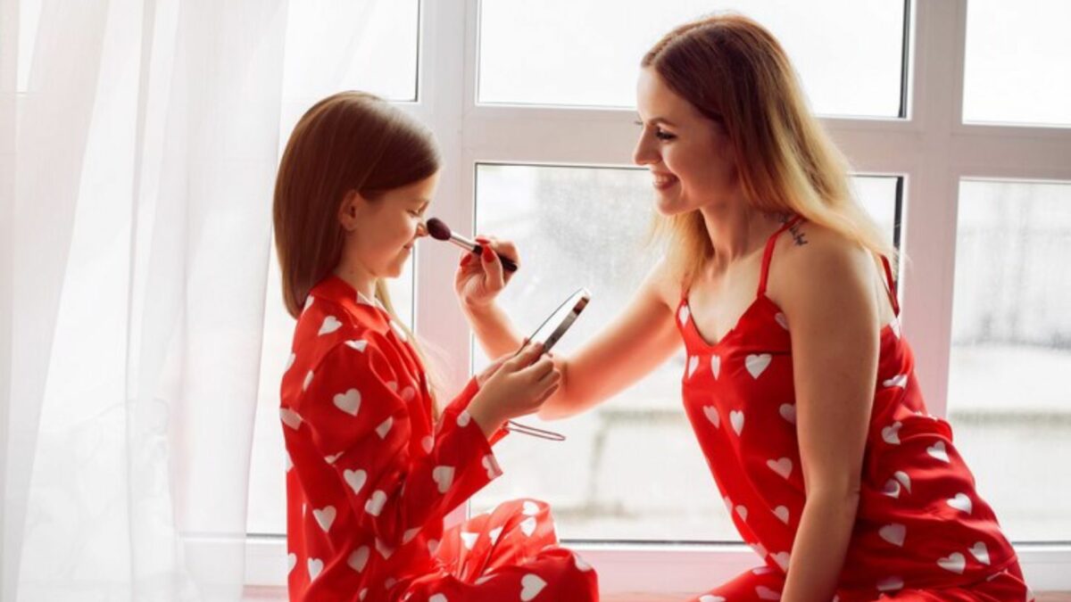 Top 10 Date Night Beauty Ideas for Busy Moms